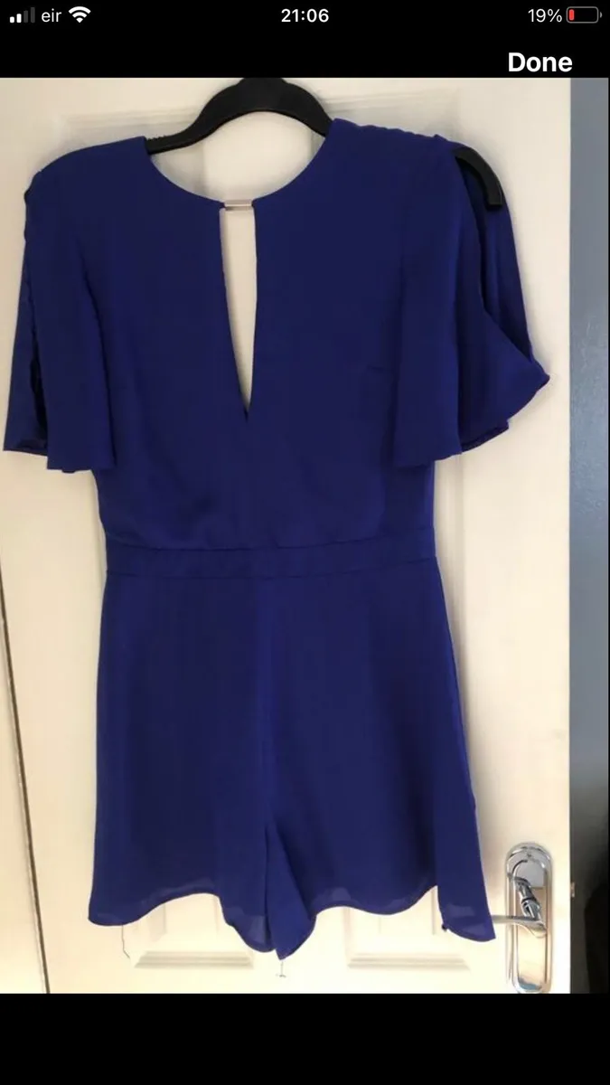 Ladies shorts suit size 10 €10 - Image 1