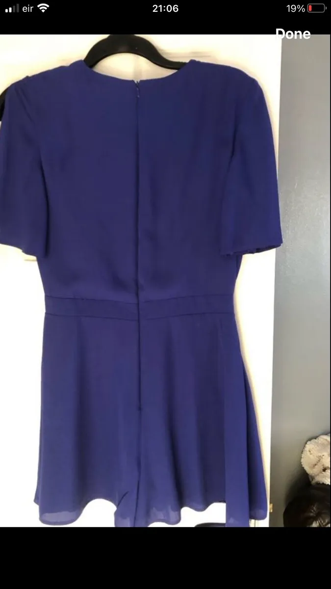 Ladies shorts suit size 10 €10 - Image 2