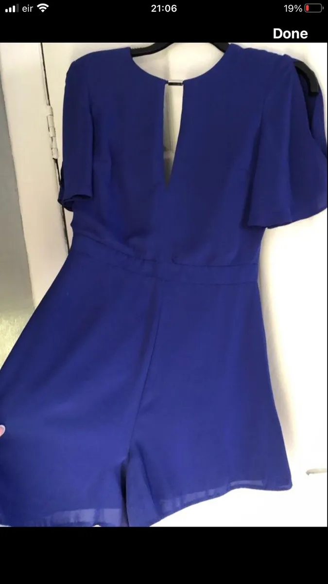 Ladies shorts suit size 10 €10 - Image 3