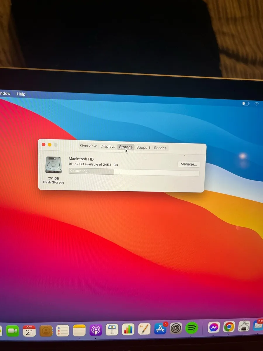 MacBook Pro 13 - Image 3