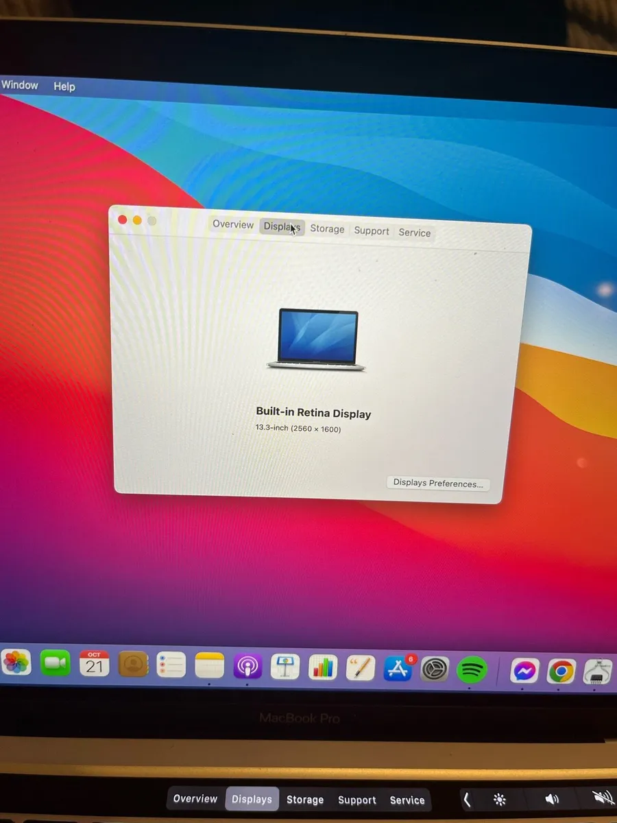 MacBook Pro 13 - Image 4