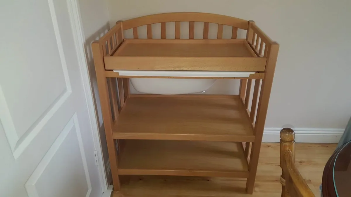 Baby changing table