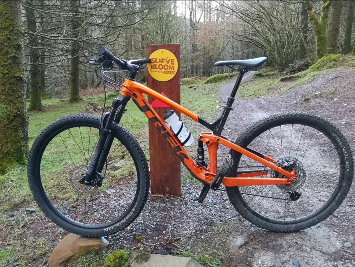 Trek Fuel 7 full suspension mountain bike