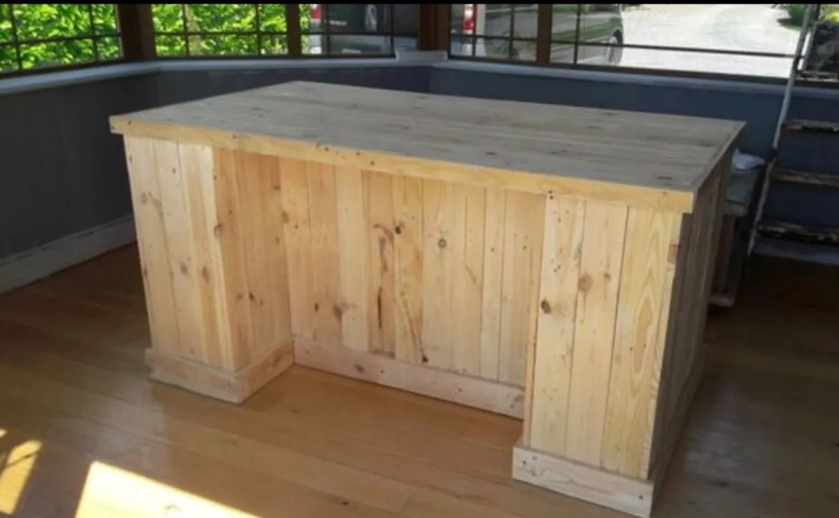 Handmade rustic kitchen islands - Image 2