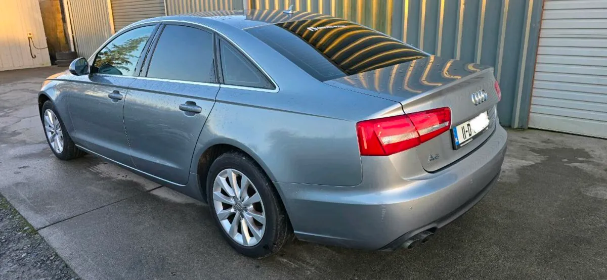 11 AUDI A6 AUTO - Image 3