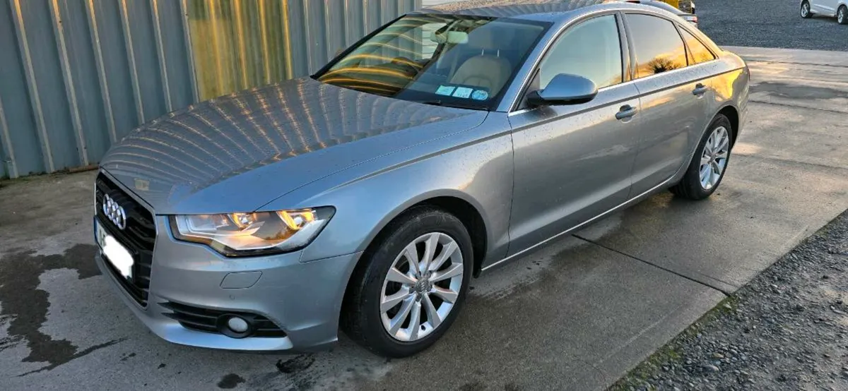 11 AUDI A6 AUTO - Image 1
