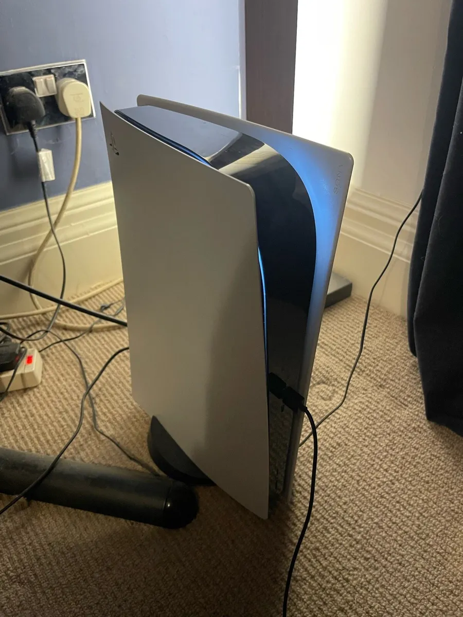 PlayStation 5 - Image 3