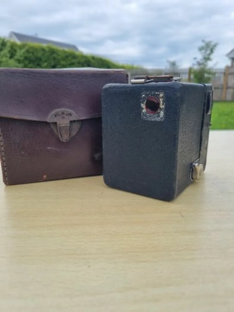 Kodak Brownie Six-20 - Image 2