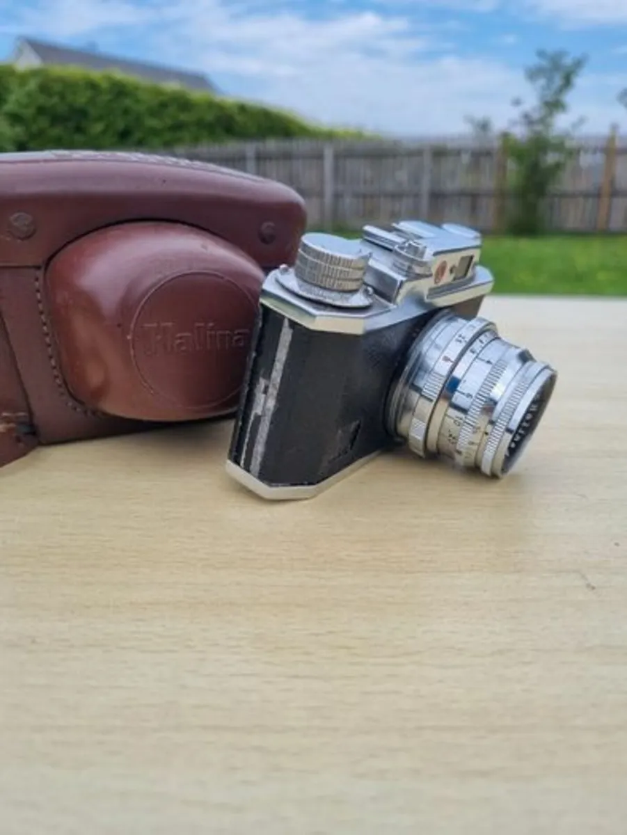 Vintage camera Halina 35X - Image 3