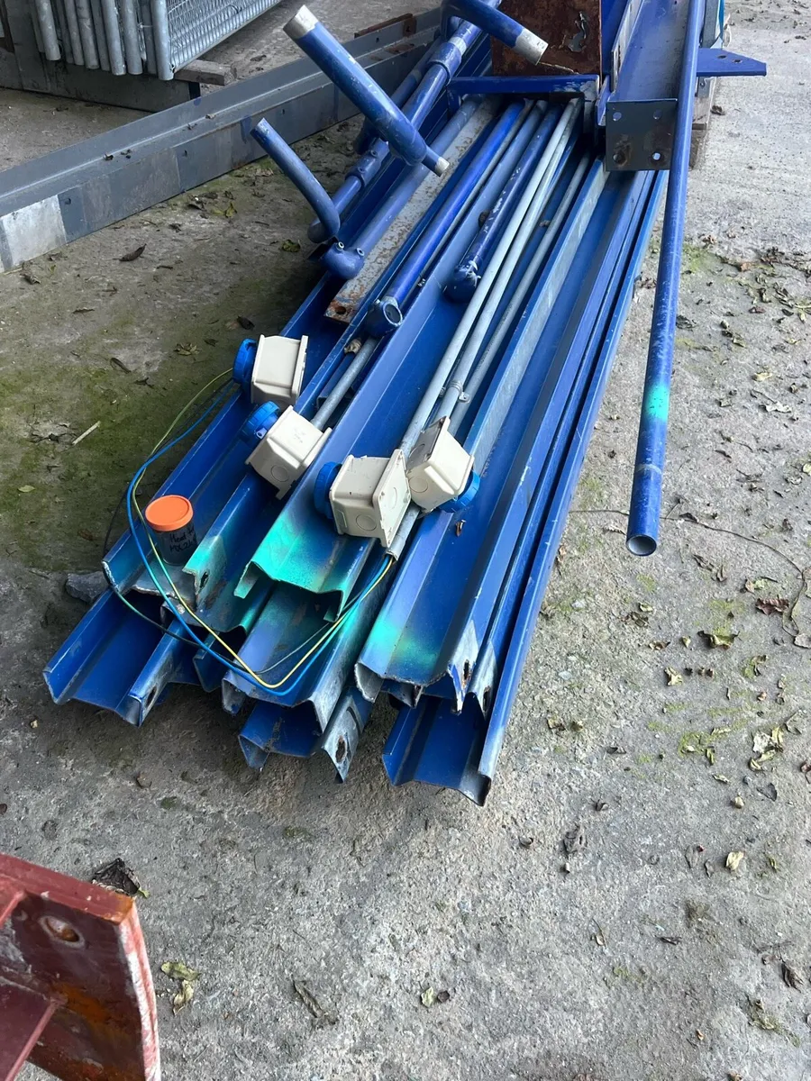 Purlins two sets available - Image 3