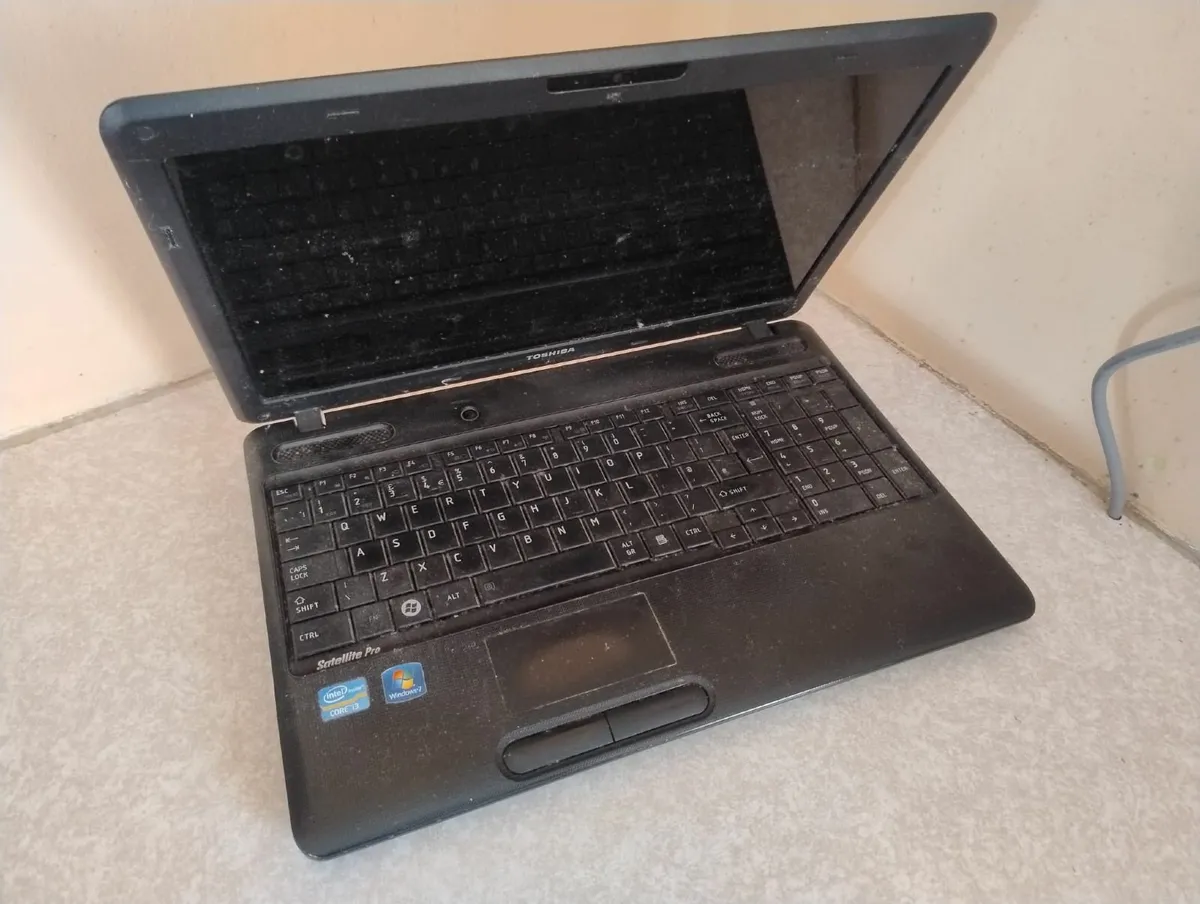 Toshiba Satellite Pro C660 Laptop - Image 1