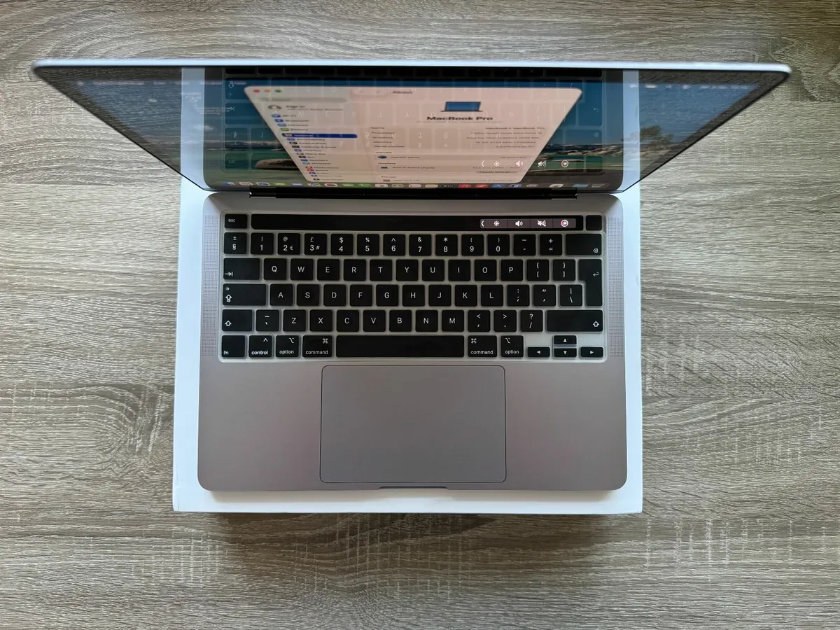 MacBook Pro 13" 2020 i5 | 16GB | 512GB - Image 1