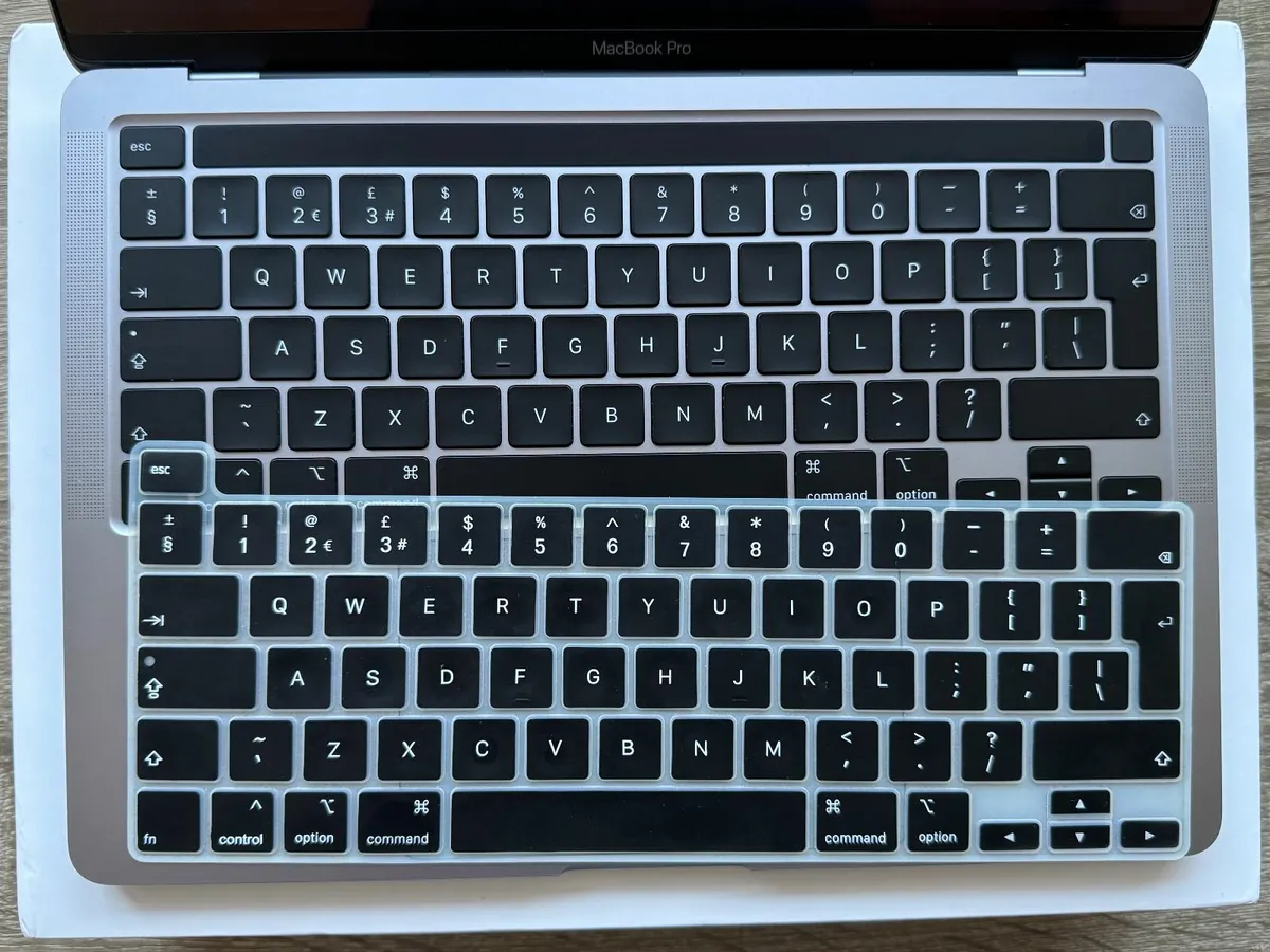 MacBook Pro 13" 2020 i5 | 16GB | 512GB - Image 4