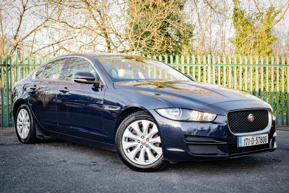 2017 Jaguar XE 2.0D *New Timing Chain* Low Mileage - Image 3