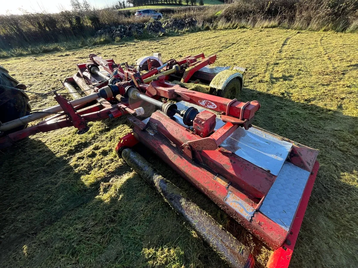 Pegasus batwing trail mower - Image 1