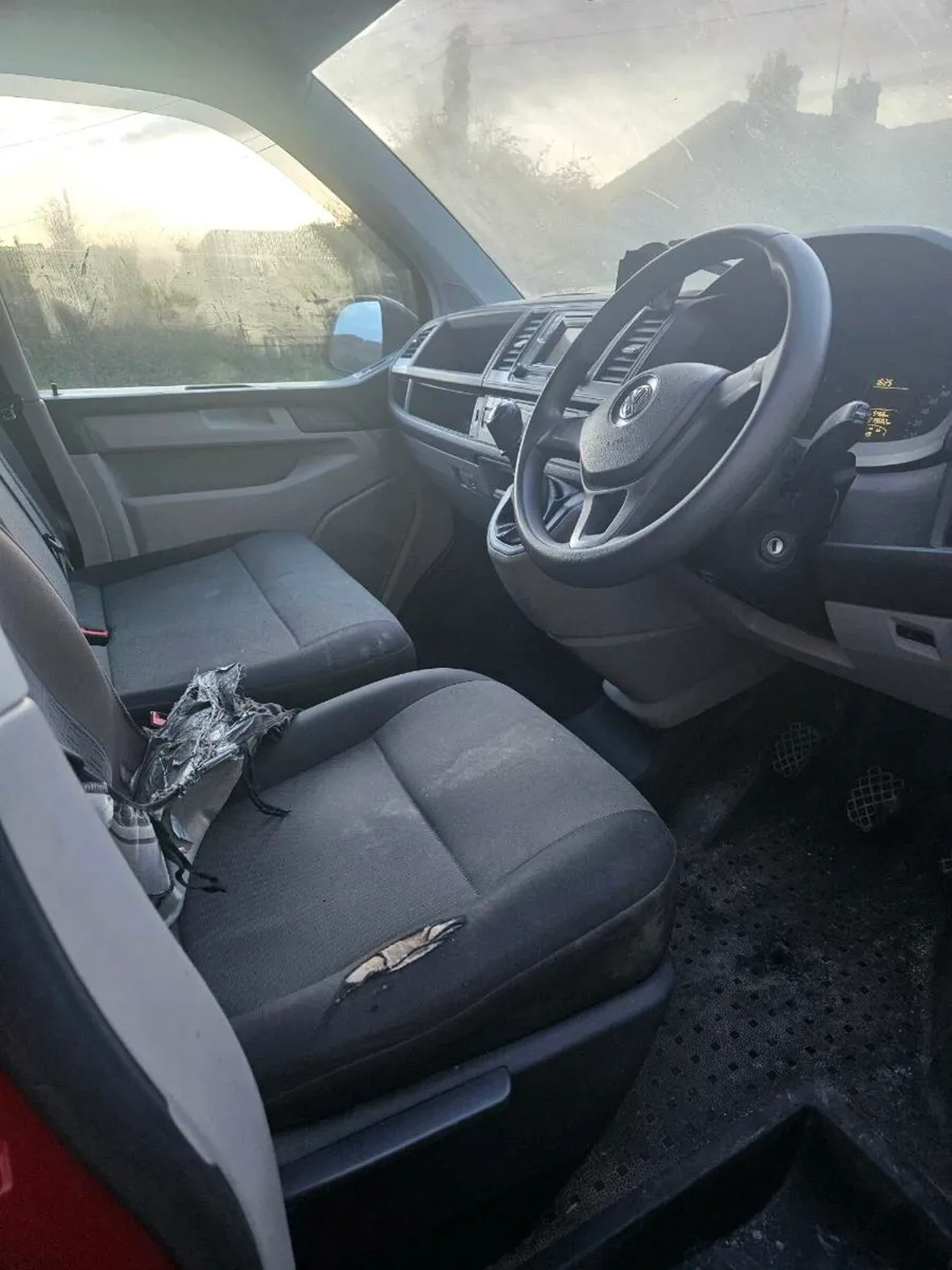 Vw transporter t6 - Image 3