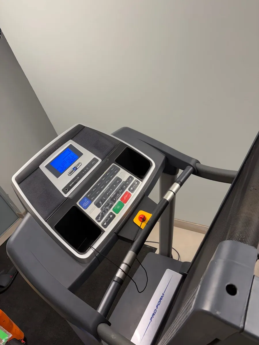 ProForm  700ML Treadmill - Image 1