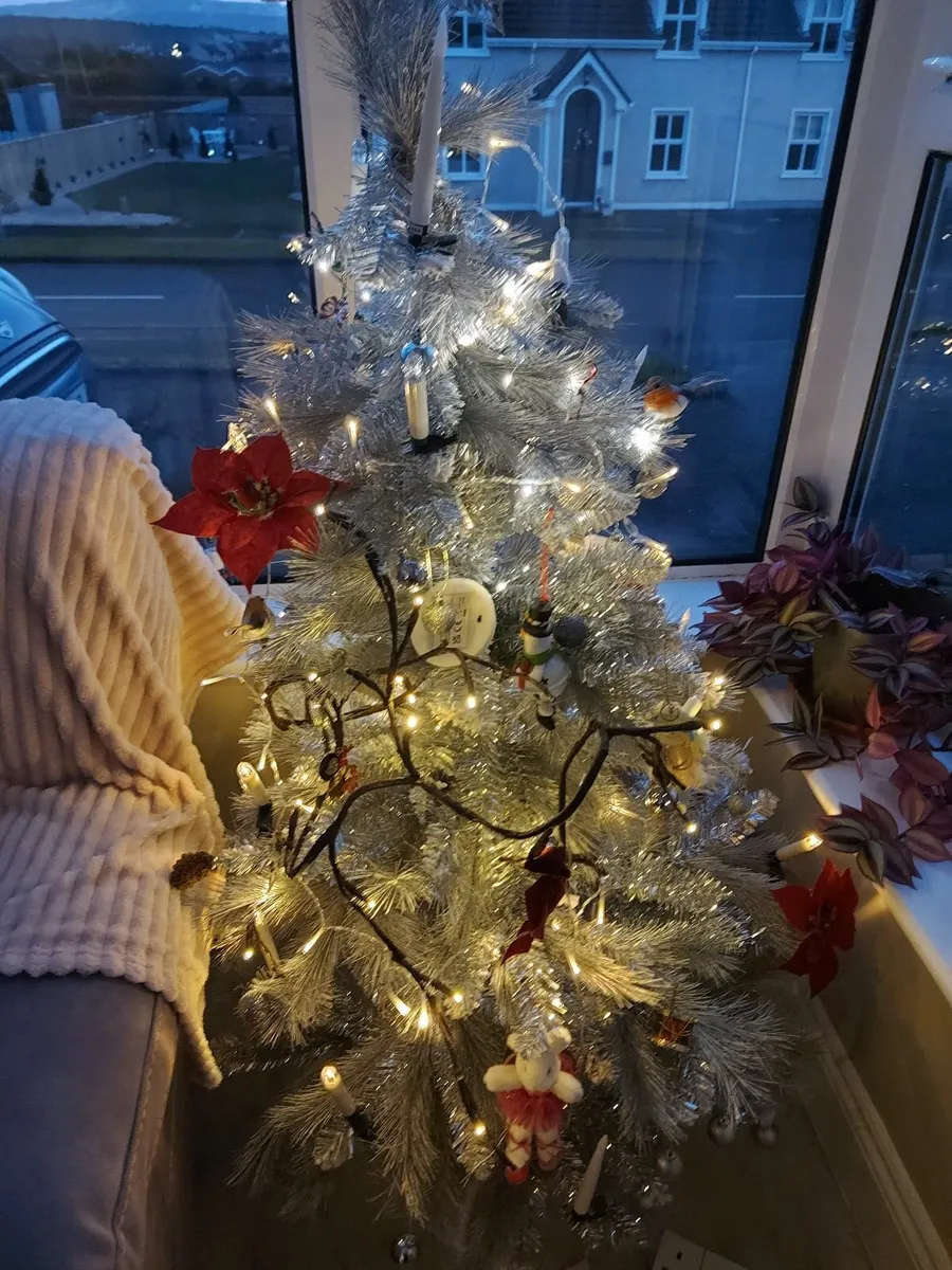 Christmas tree - Image 2