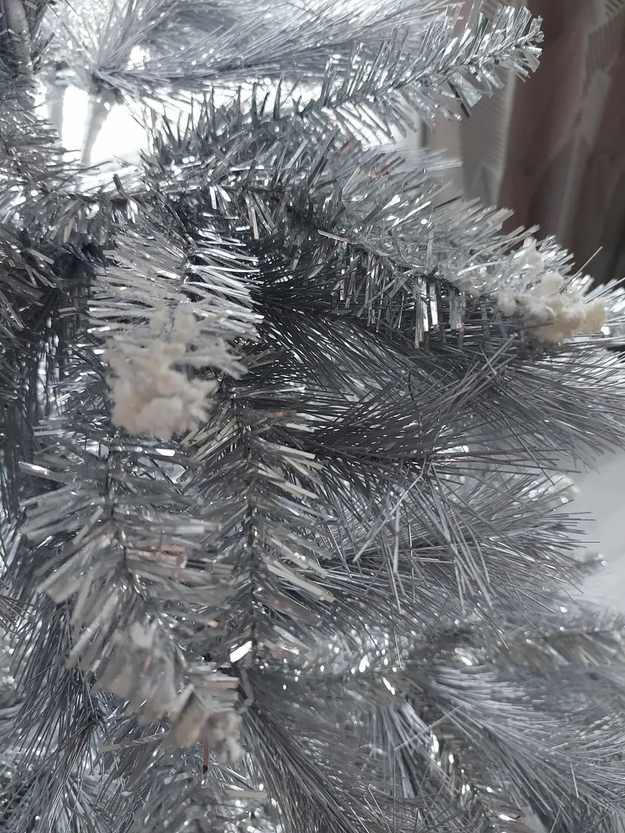 Christmas tree - Image 3