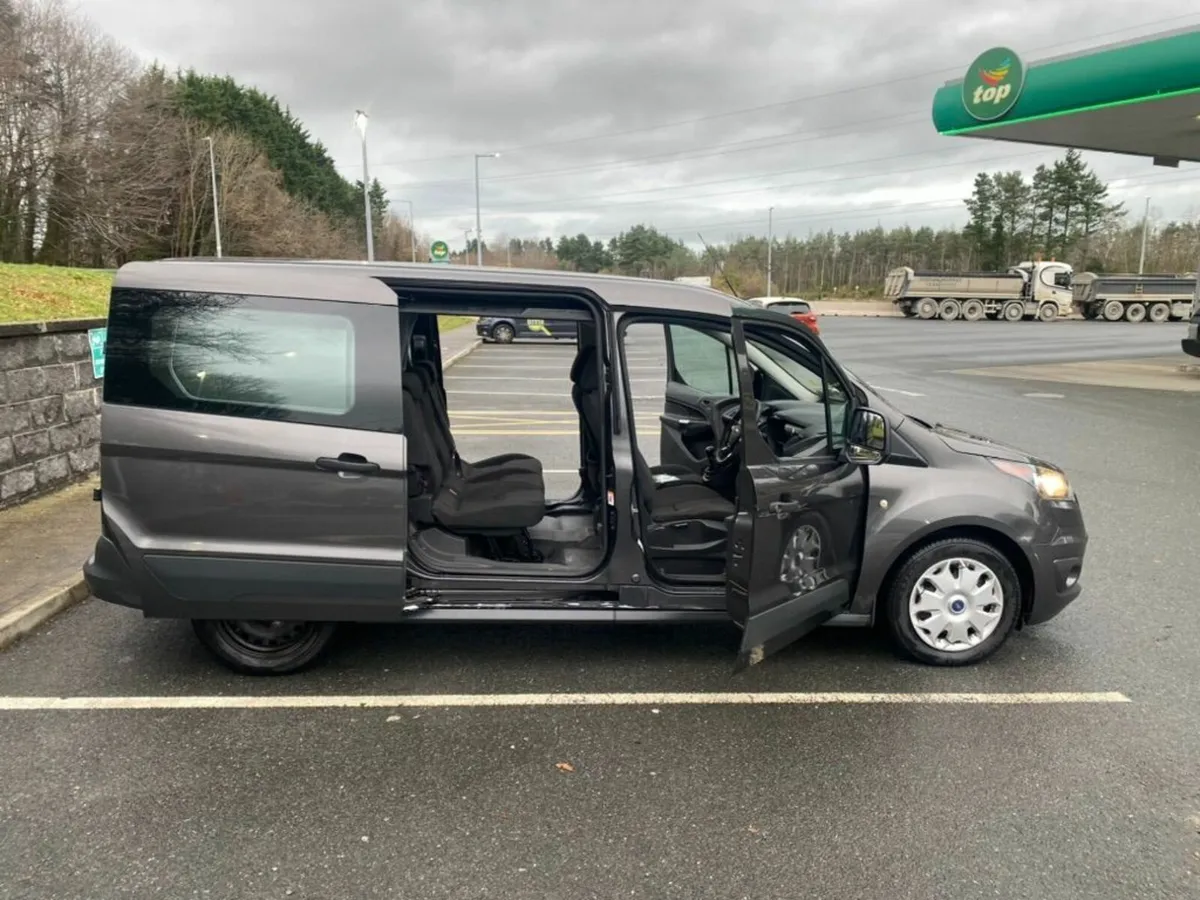 Ford Transit Connect Crew Cab 2017 - Image 3