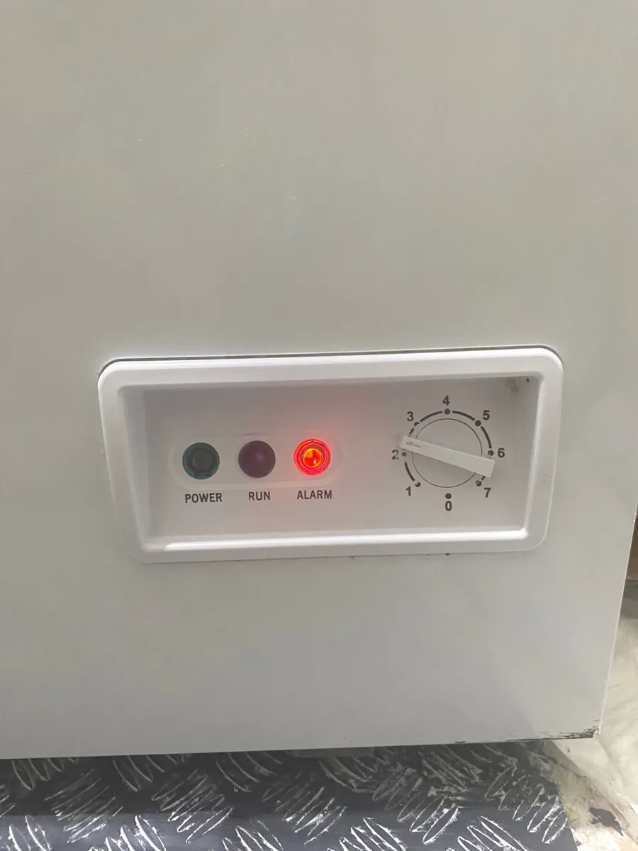 Small Chest Freezer - Image 3
