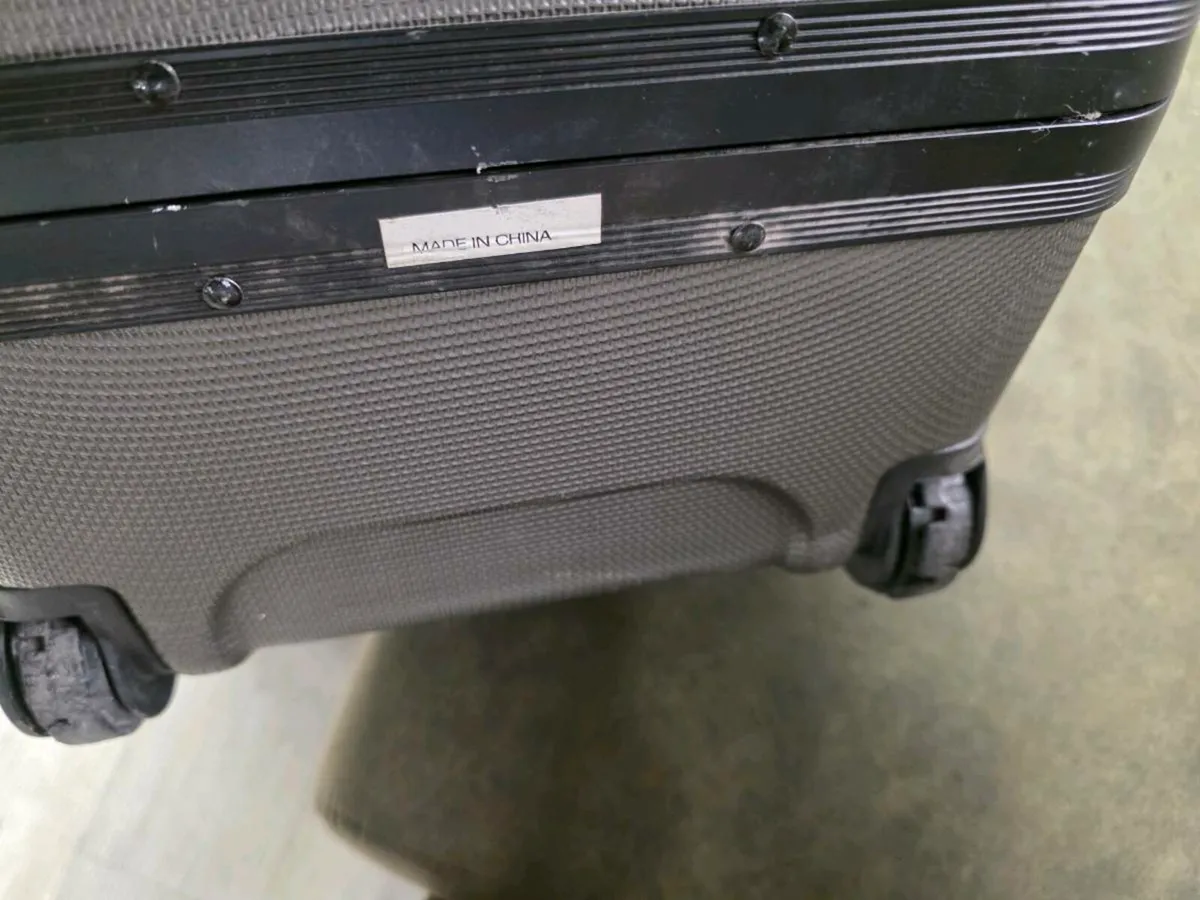 Hard case travel golf bag - Image 4