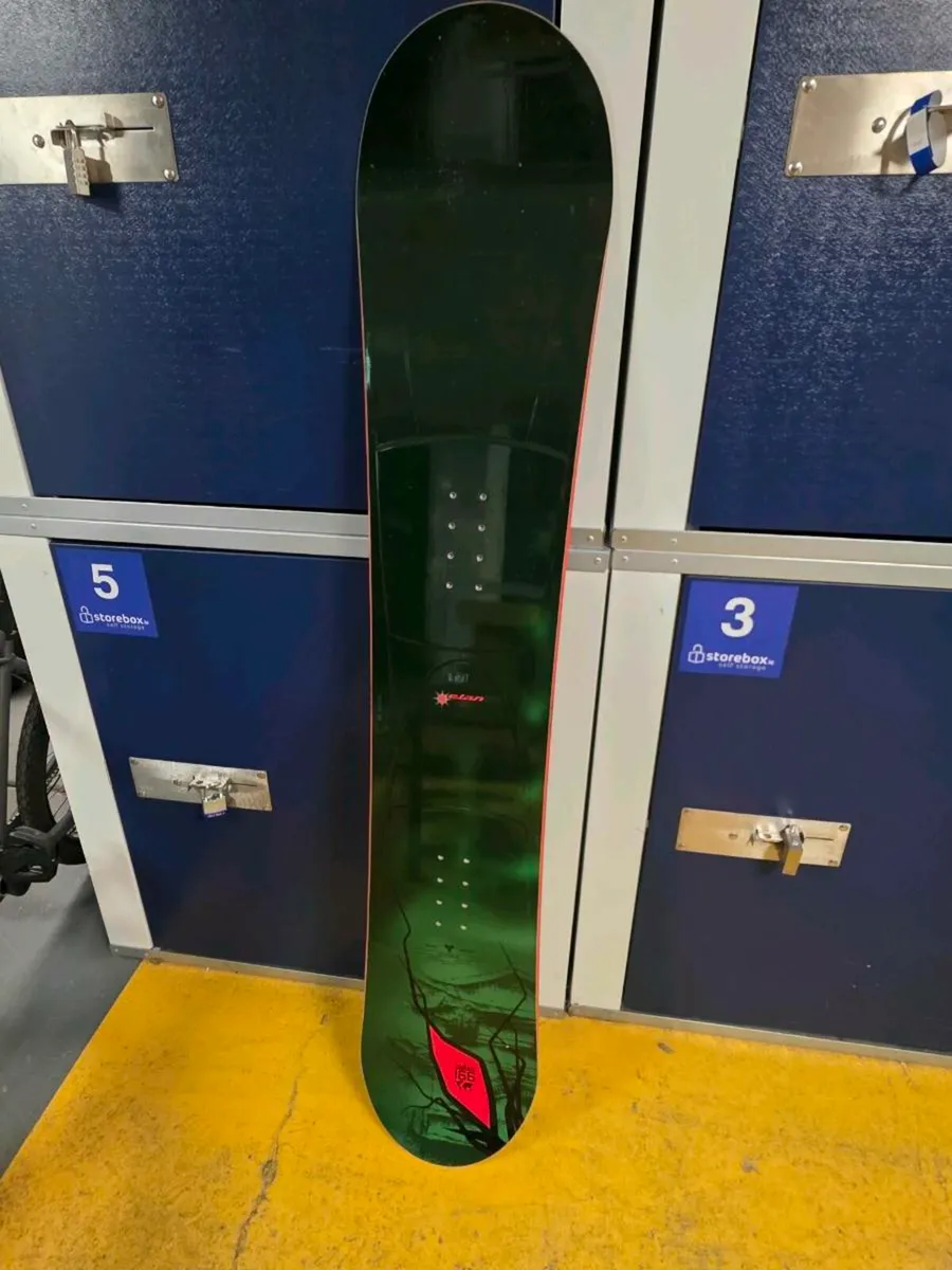 Brand new Elan snowboard - Image 2