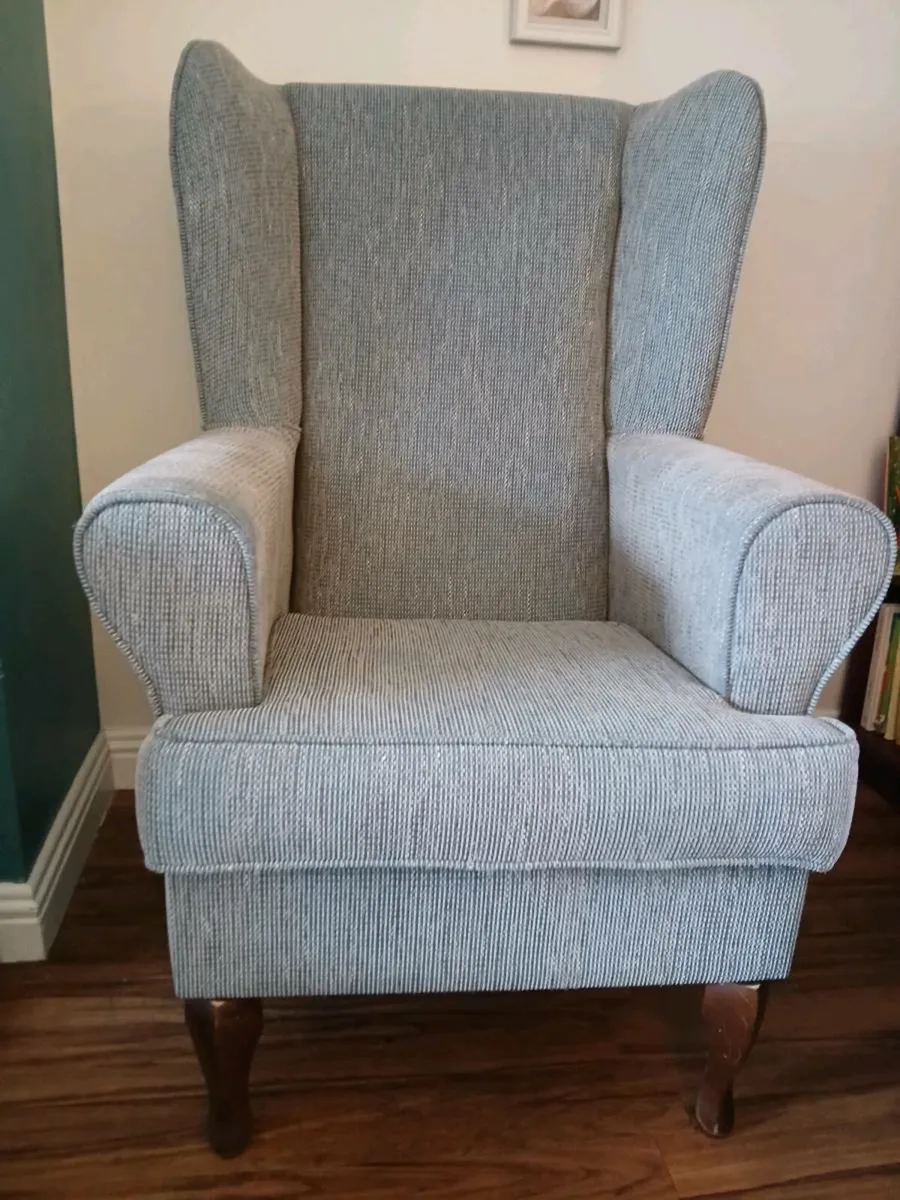 Armchair - Image 1