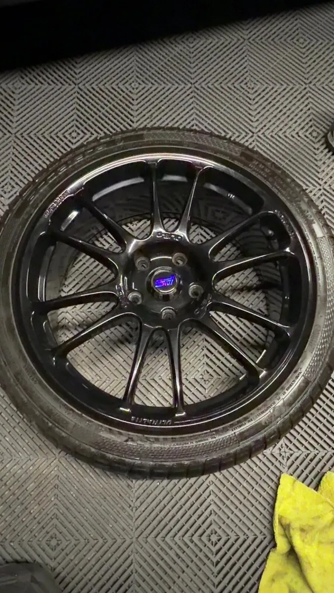 18inch Lightweight wheels 5x114.3 - Image 2