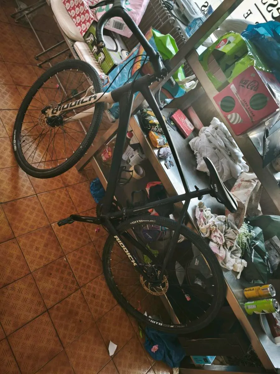 Mens large riddick bike cycling very good conditio - Image 1