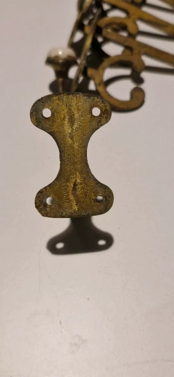 Brass hooks - Image 2