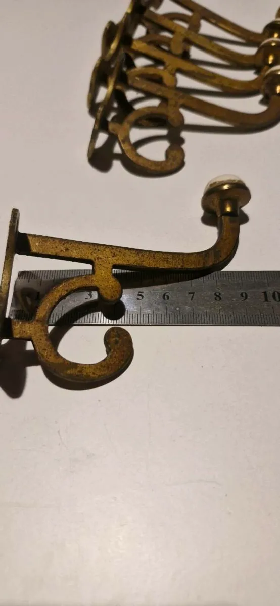 Brass hooks - Image 3