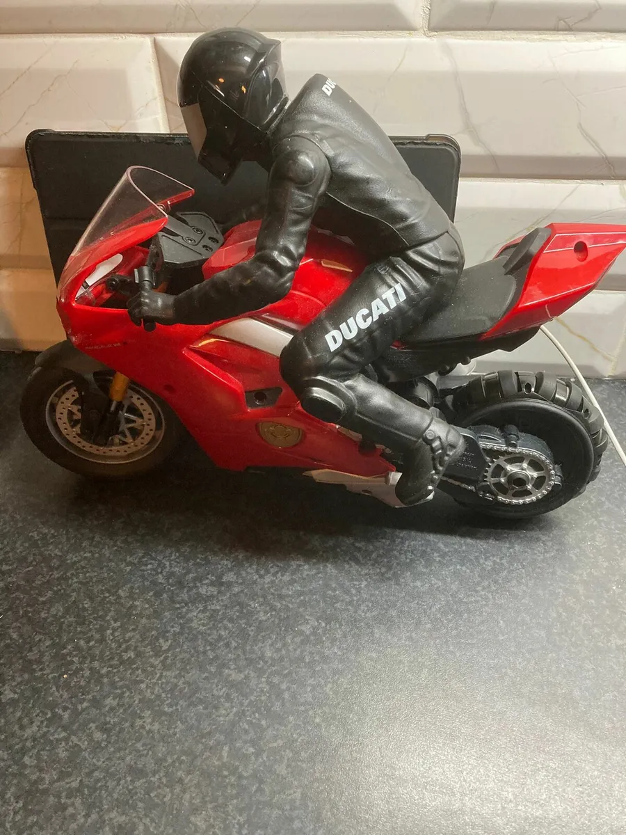 MOTORBIKE DIE.CAST DISPLAY MODEL - Image 3