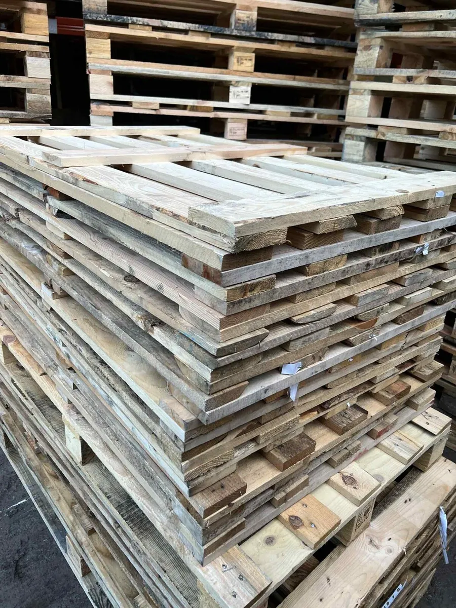 Softwood Wooden Sheep hurdles / livestock hurdles - Image 2