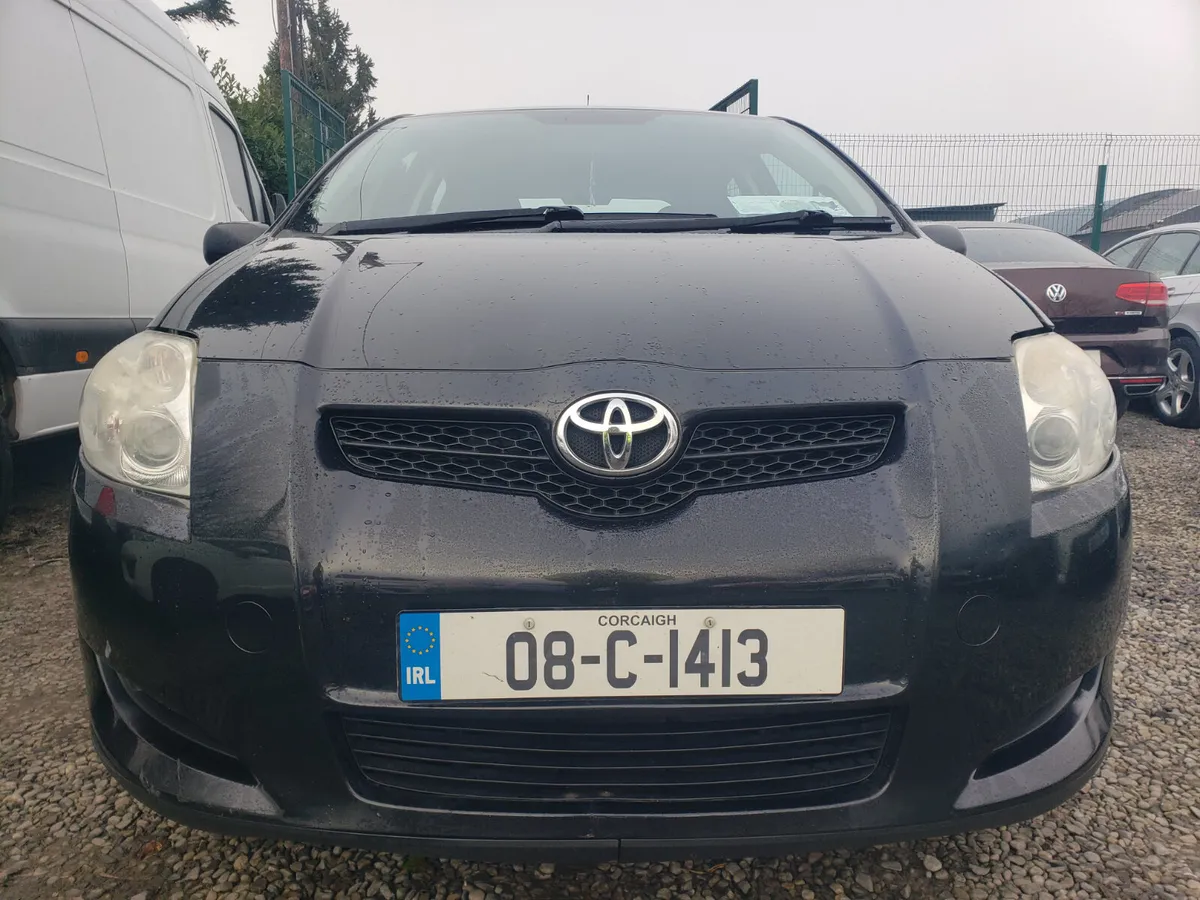 Toyota Auris 2008 - Image 1