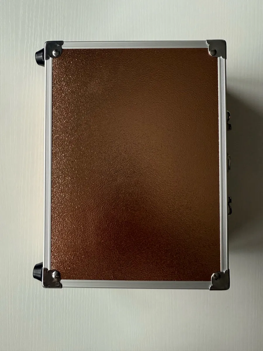 Brand new Technic make up set - Image 3