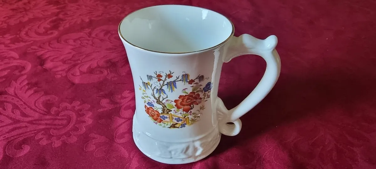 Royal Stuart By Royal Tara Floral Tankard / Vase - Image 1