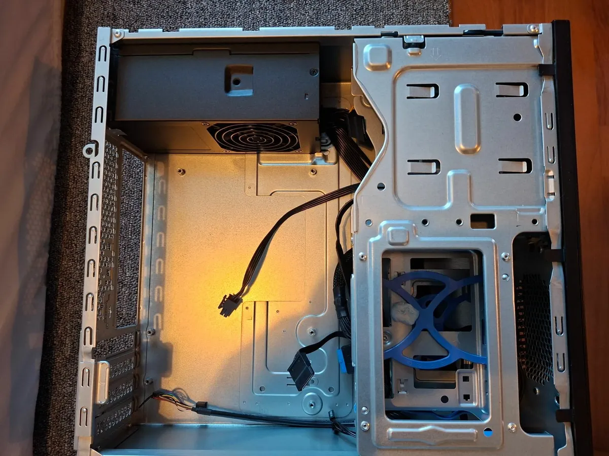 Antec VSK2000-U3 and be quiet! TFX Power 3 - 300 W - Image 1