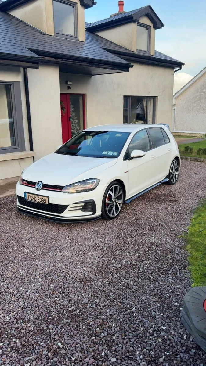 Volkswagen Golf GTI - Image 1