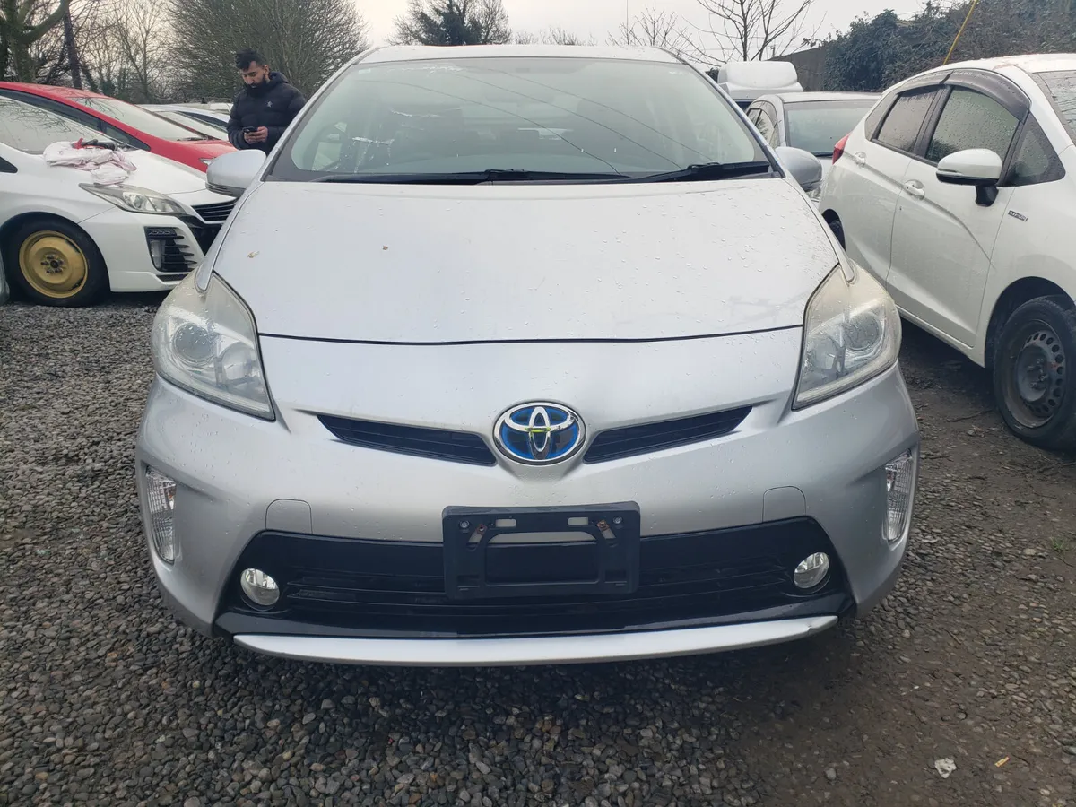 2012 toyota prius hybrid - Image 1