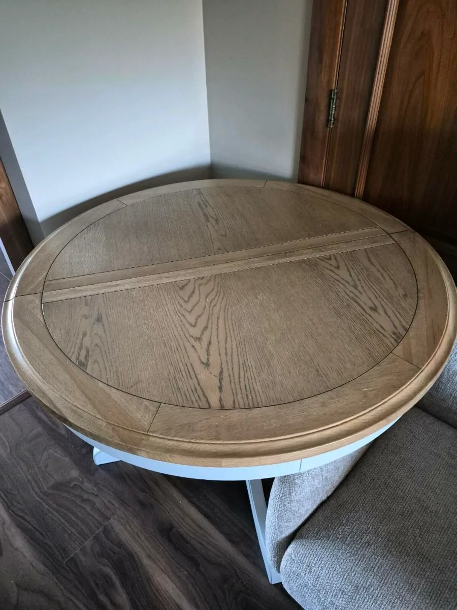 Kitchen Table - Image 2