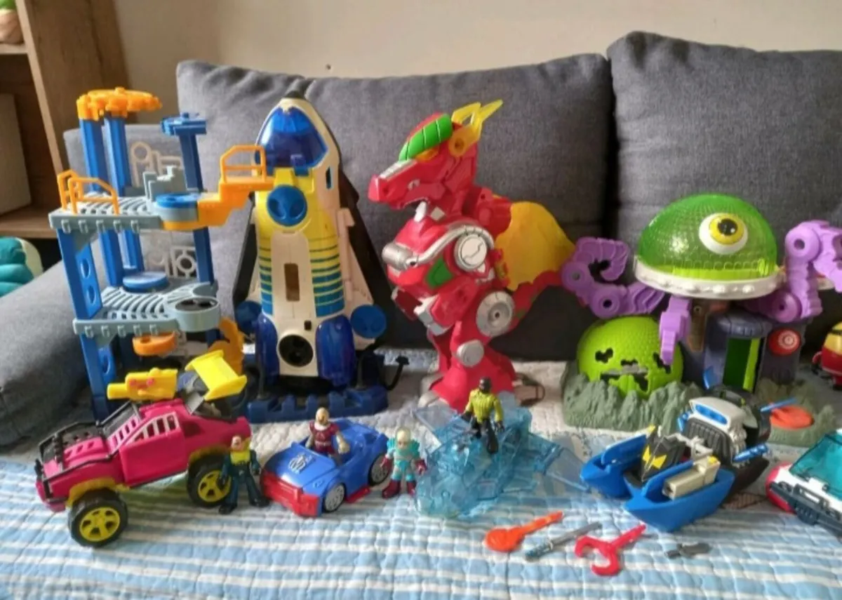 Car track rug Imaginext Superhero Action Toys - Image 2