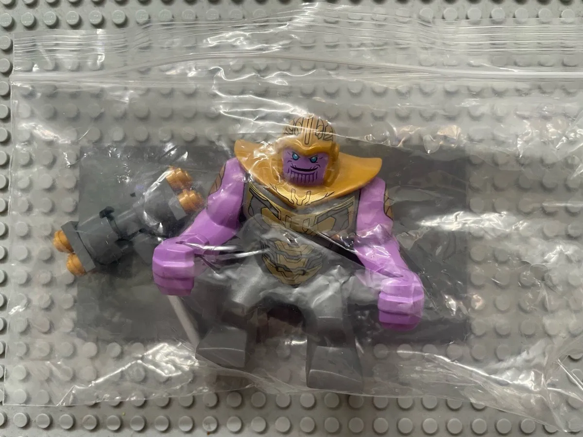 Lego super heroes sh0576 Thanos minifigure - Image 3