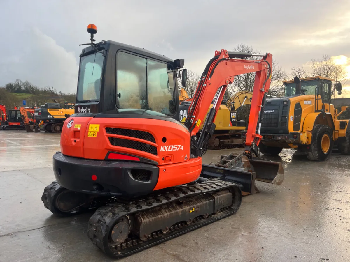 2019 Kubota KX057-4 - Image 4
