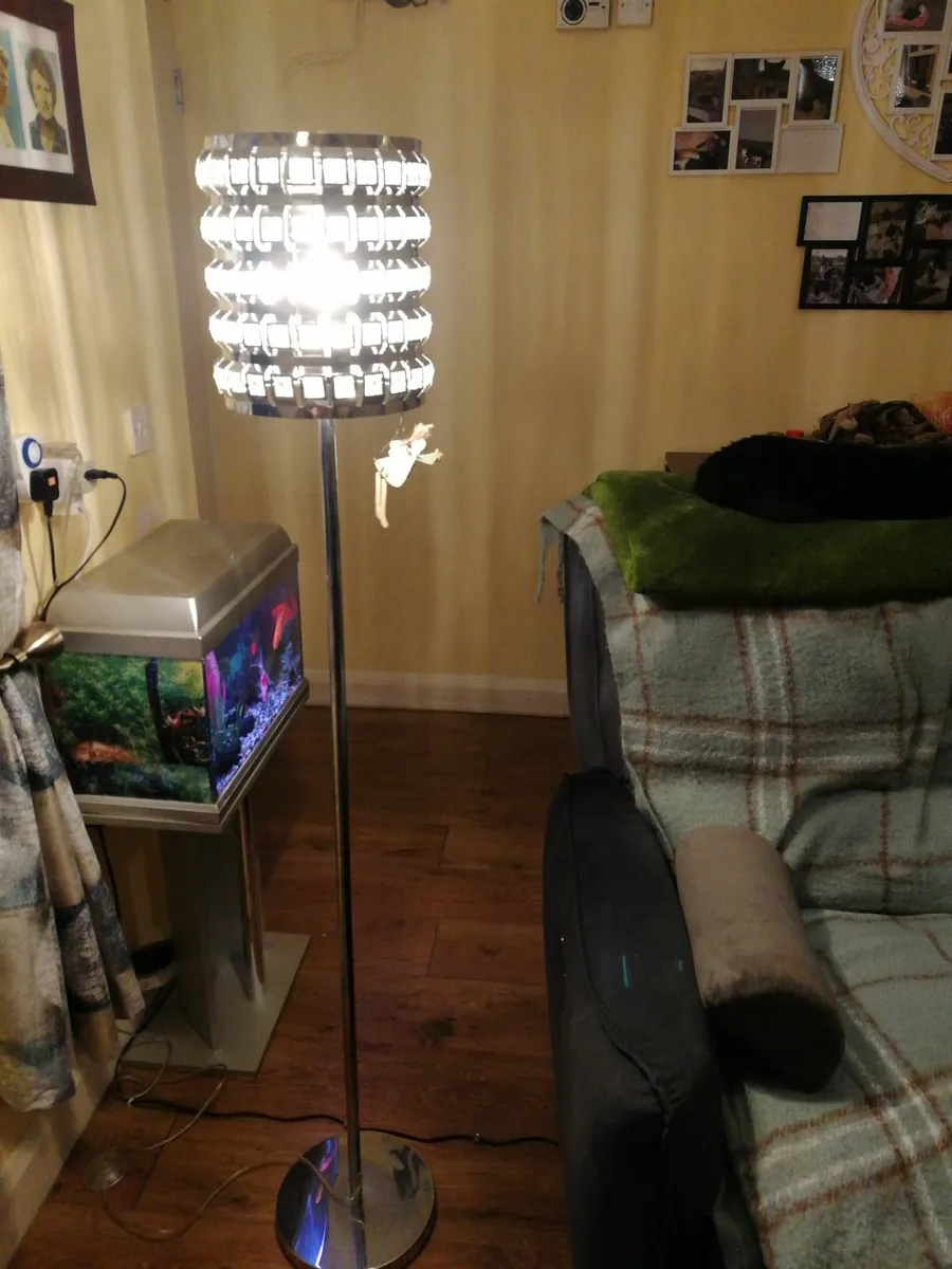 Household/Electrics - Image 1