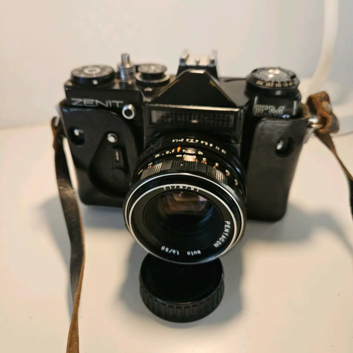 Zenit em 35mm camera - Image 1