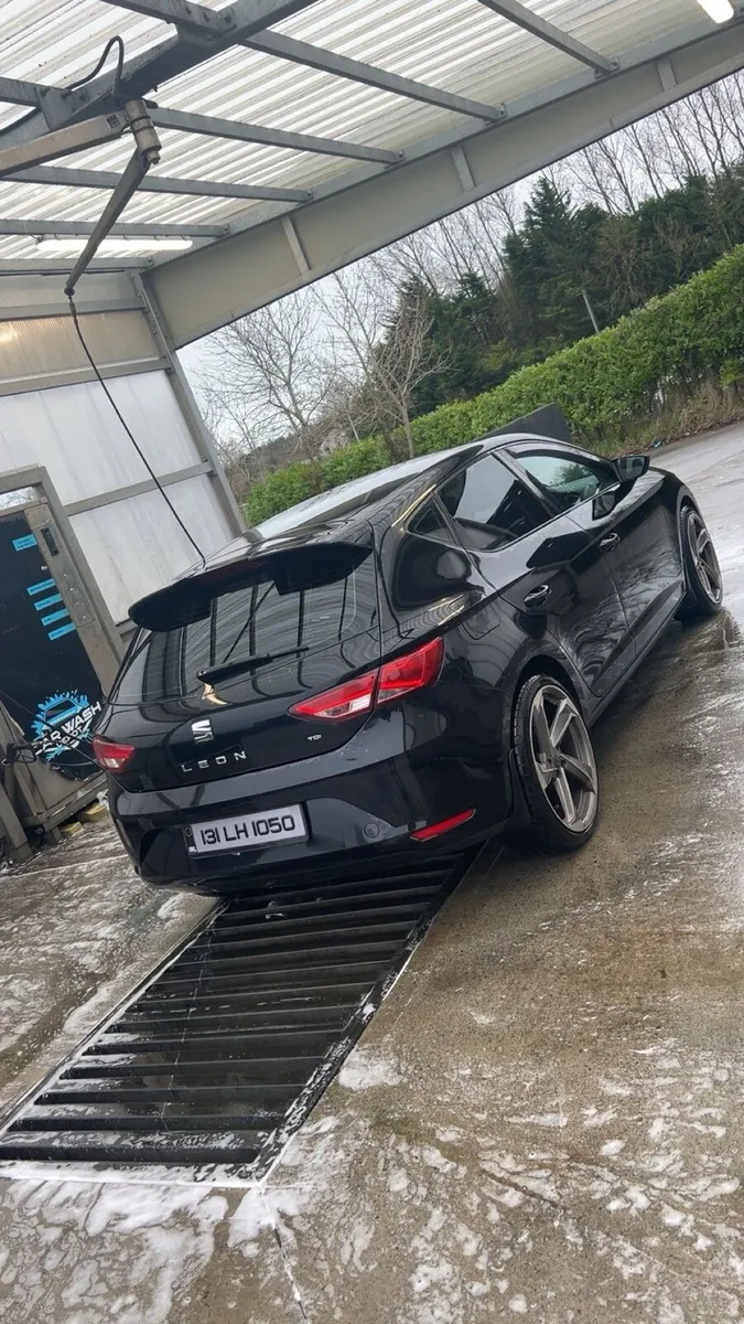 Seat Leon - Image 2