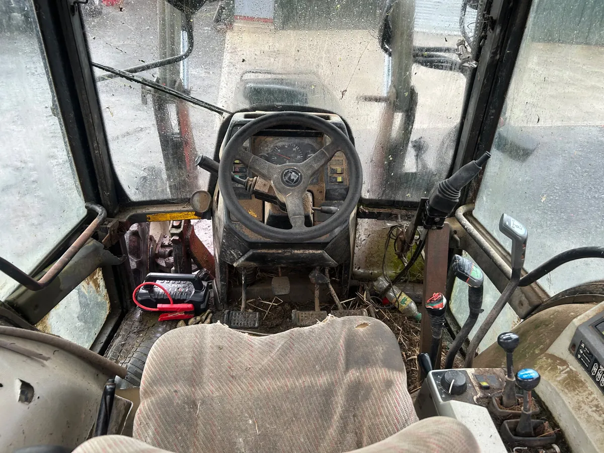 1997 Valmet 6400 with Quicke loader - Image 3