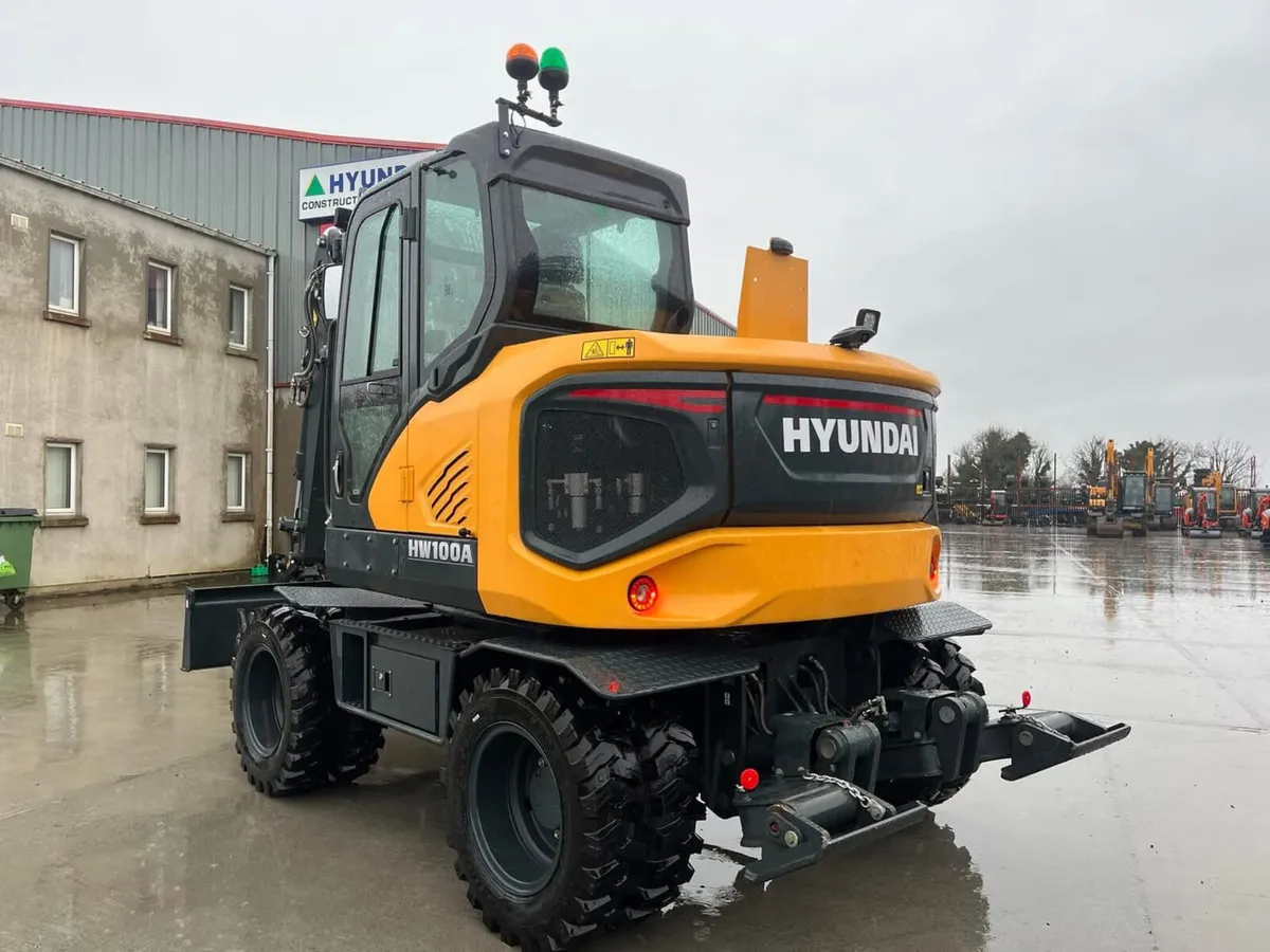 2026 Hyundai HW100A - Image 3