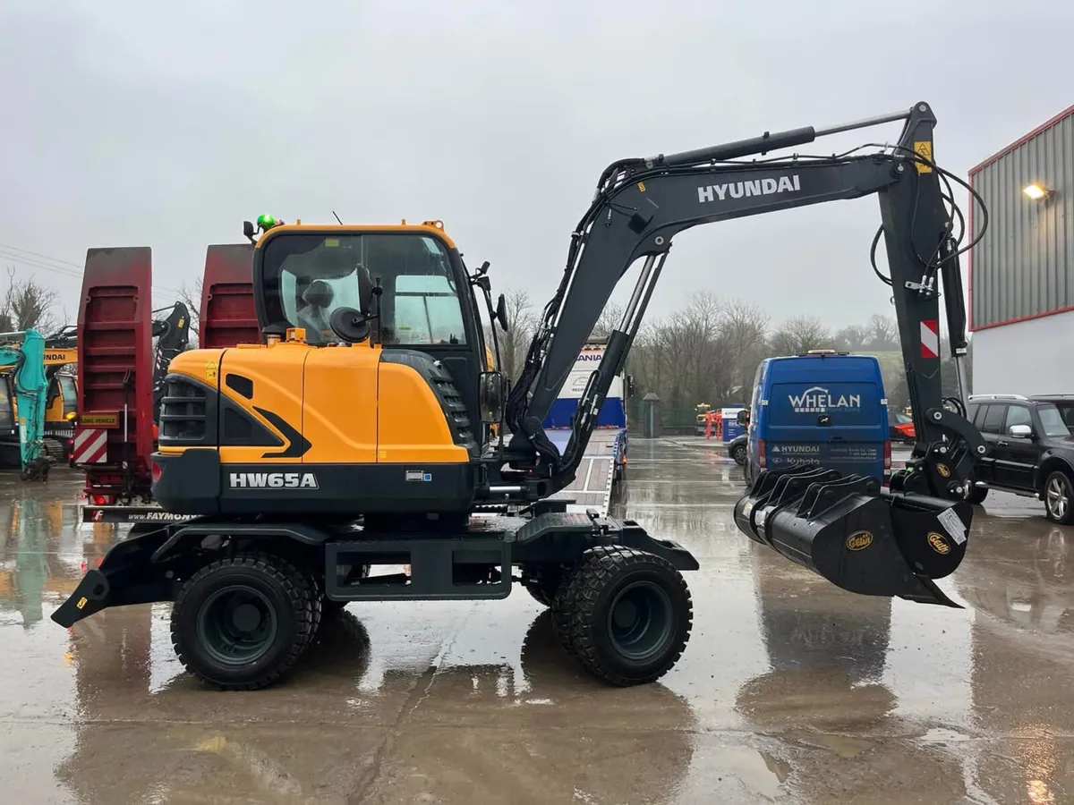 2026 Hyundai HW65A - Image 4